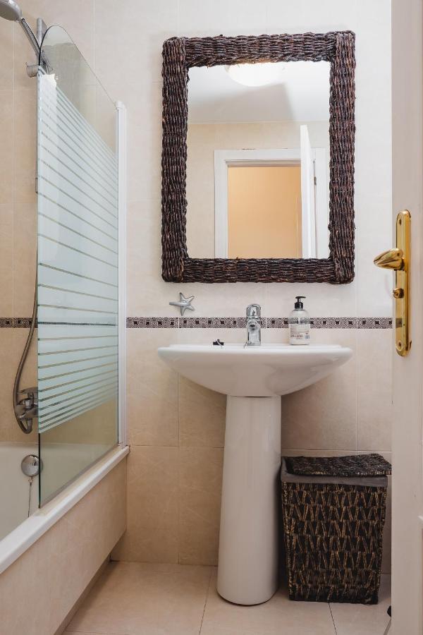Apartamentos Lorien O Milladoiro Extérieur photo