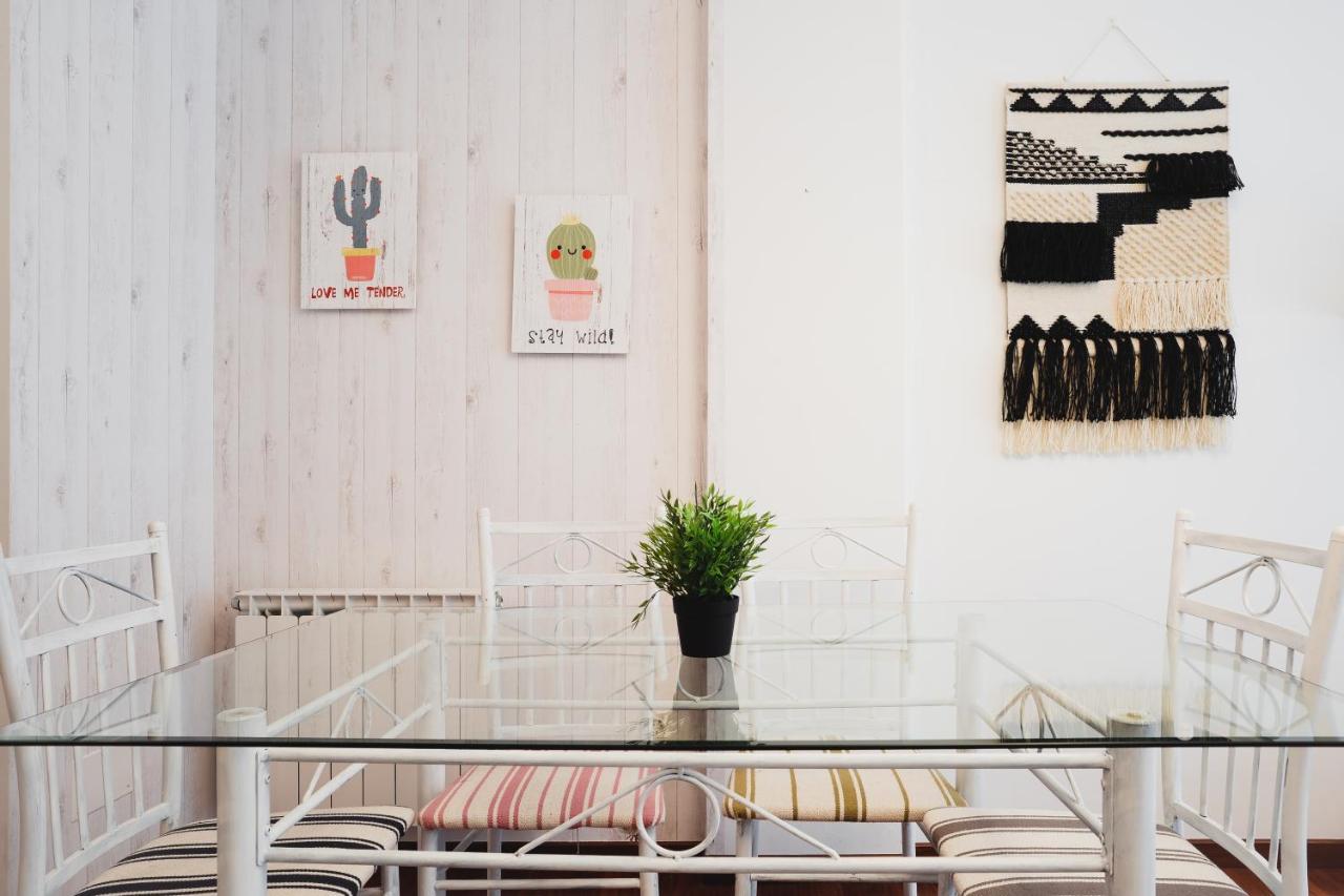 Apartamentos Lorien O Milladoiro Extérieur photo
